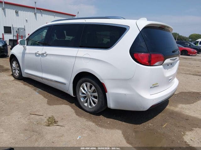 2018 CHRYSLER PACIFICA TOURING L 3