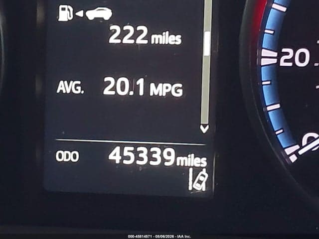 2018 TOYOTA RAV4 XLE 16