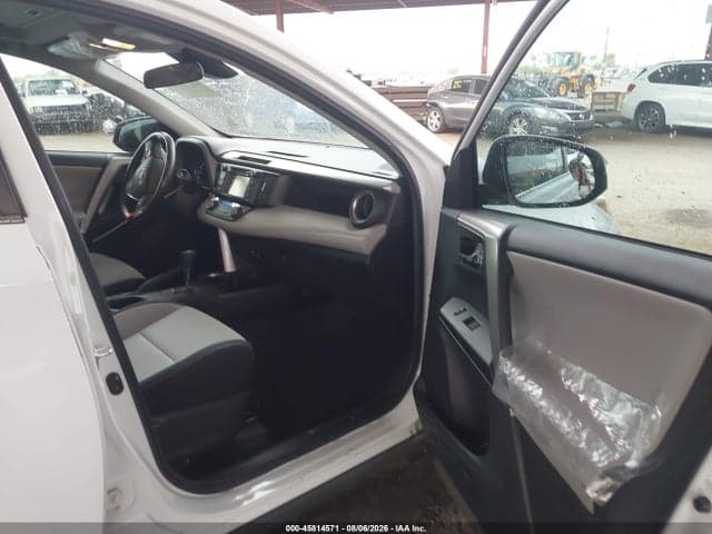 2018 TOYOTA RAV4 XLE 5