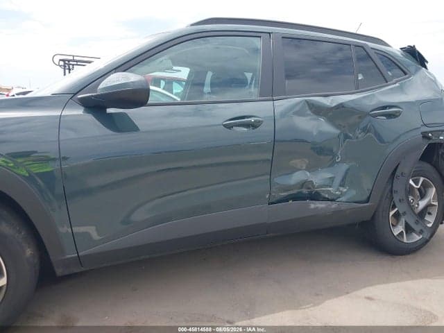 2025 CHEVROLET TRAX FWD LT 13