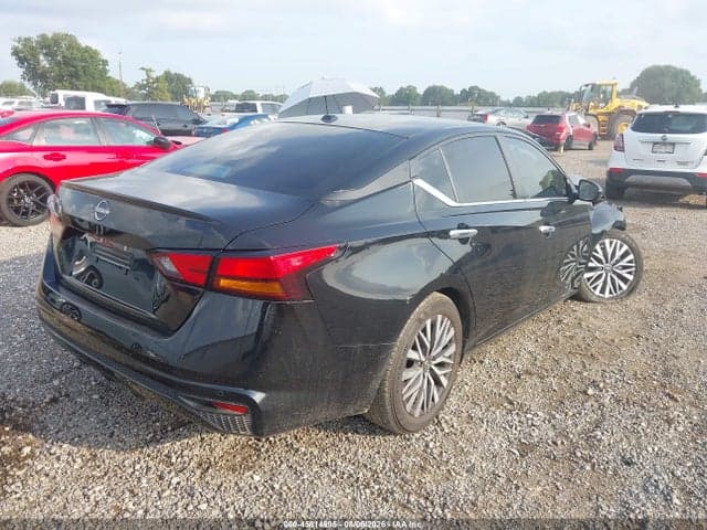 2025 NISSAN ALTIMA SV FWD 4