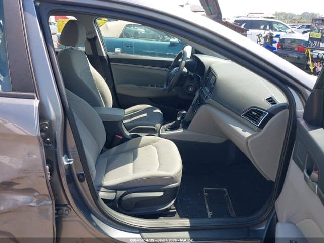 2018 HYUNDAI ELANTRA SEL 5