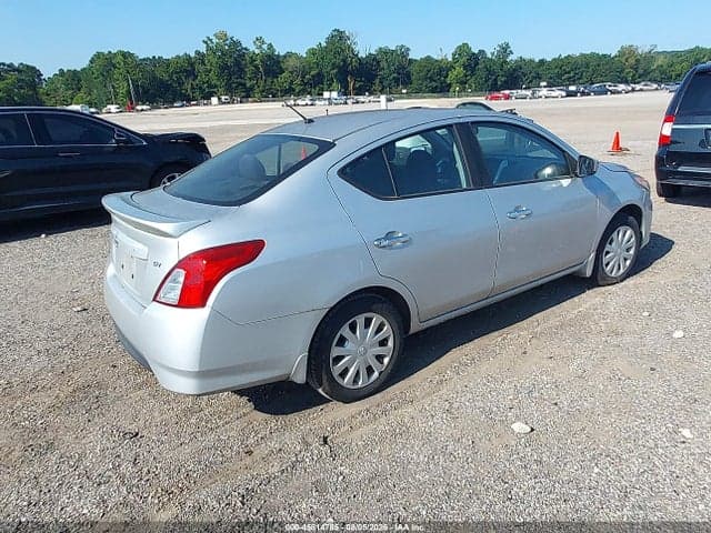 2018 NISSAN VERSA 1.6 SV 4