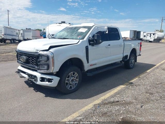 2025 FORD F-350 LARIAT 2