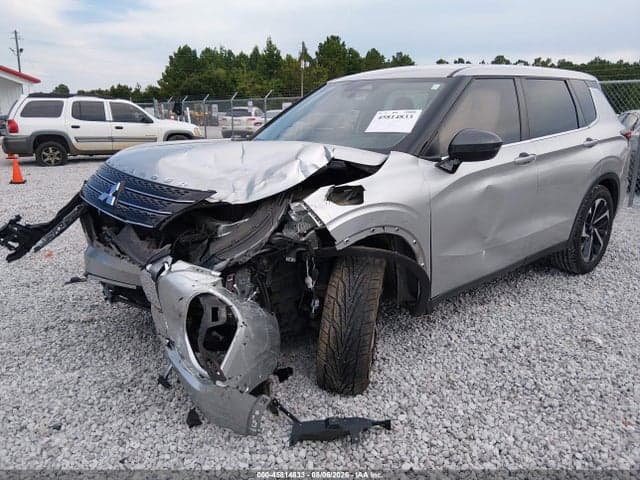2022 MITSUBISHI OUTLANDER ES 2.5 2WD 2
