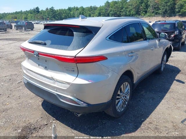 2021 TOYOTA VENZA LIMITED 4