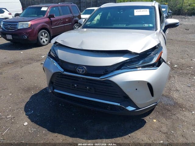 2021 TOYOTA VENZA LIMITED 6