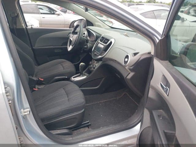 2017 CHEVROLET SONIC LT AUTO 5