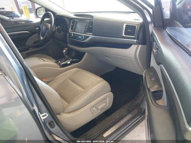 2018 TOYOTA HIGHLANDER LIMITED 5