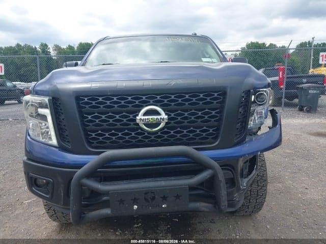2017 NISSAN TITAN SL 12