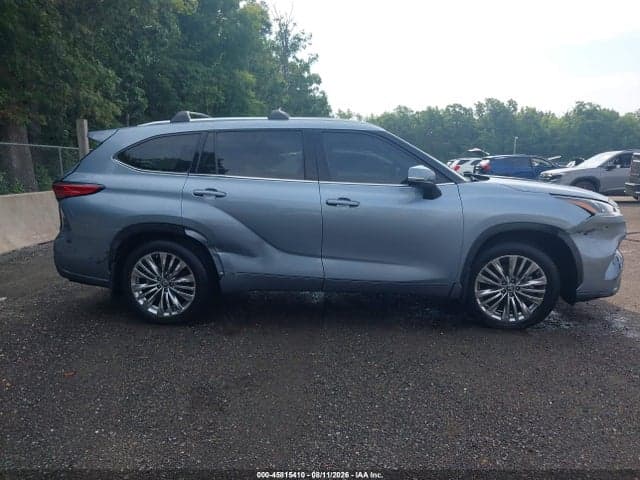 2023 TOYOTA HIGHLANDER PLATINUM 13