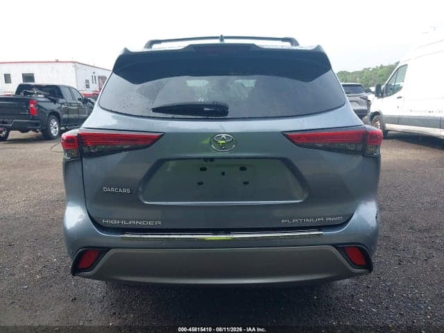 2023 TOYOTA HIGHLANDER PLATINUM 16