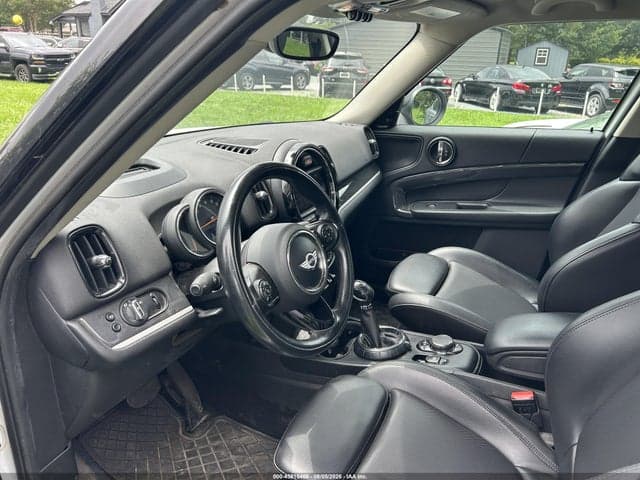 2017 MINI COUNTRYMAN COOPER S 5