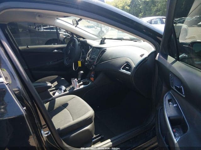 2018 CHEVROLET CRUZE LT AUTO 5