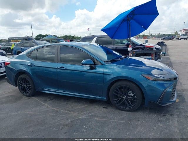 2025 TOYOTA CAMRY SE 13