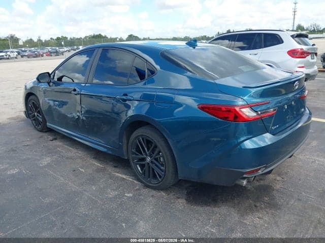 2025 TOYOTA CAMRY SE 3