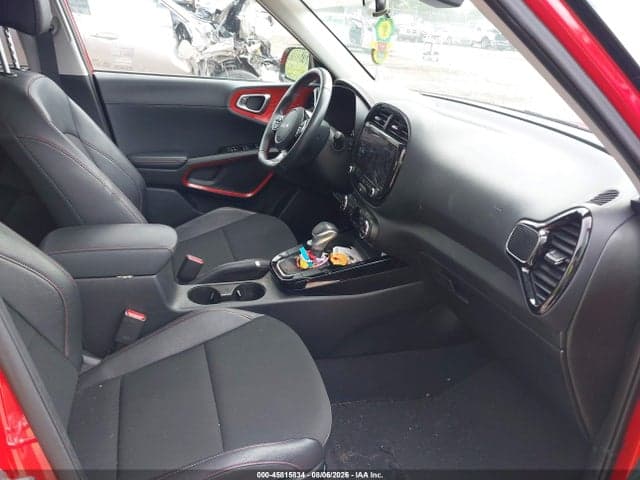 2025 KIA SOUL GT-LINE 5