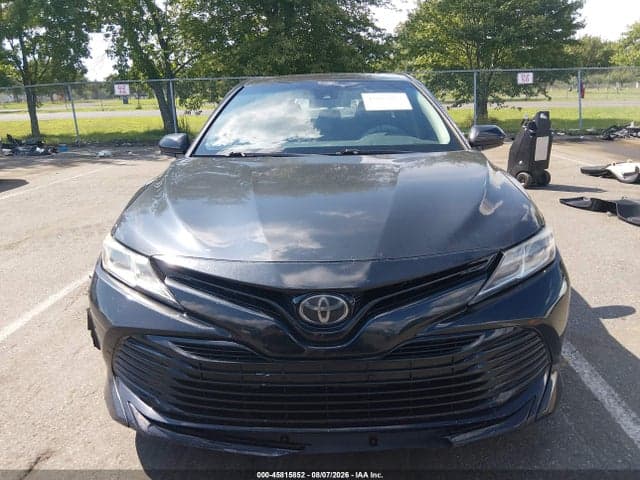 2018 TOYOTA CAMRY LE 12