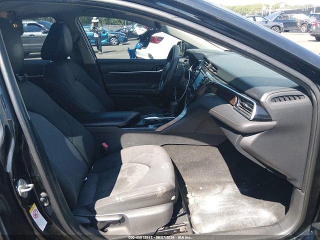 2018 TOYOTA CAMRY LE 5