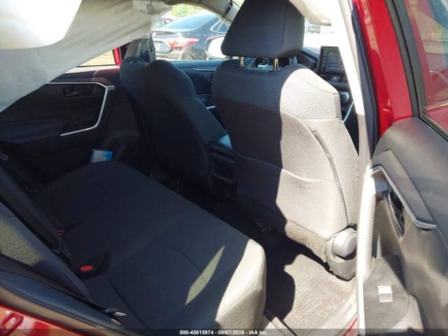 2021 TOYOTA RAV4 LE 8