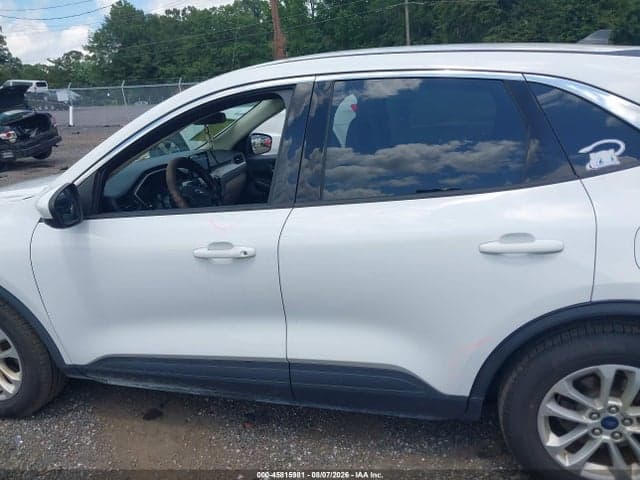 2020 FORD ESCAPE SE 14