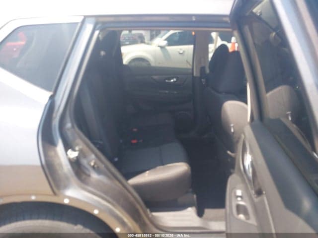 2019 NISSAN ROGUE S 8