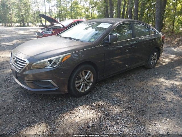 2017 HYUNDAI SONATA SE 2