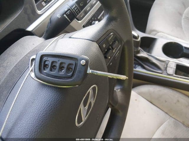 2017 HYUNDAI SONATA SE 11