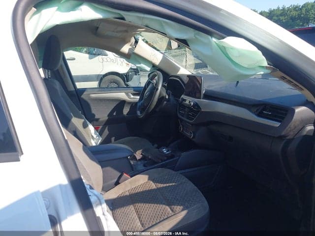 2020 FORD ESCAPE SE 5