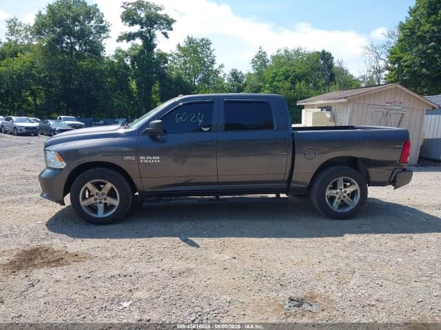 2018 RAM 1500 EXPRESS 4X4 5'7 BOX 14