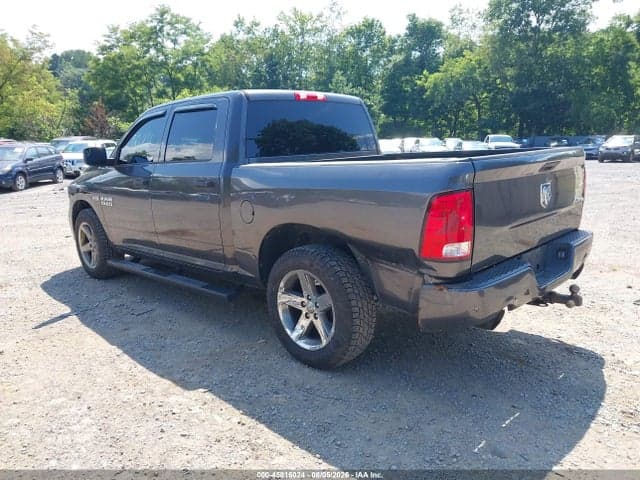 2018 RAM 1500 EXPRESS 4X4 5'7 BOX 3