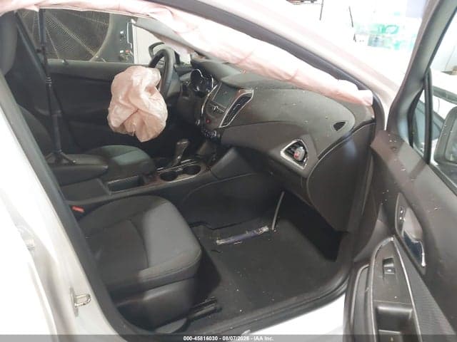 2018 CHEVROLET CRUZE LT AUTO 5