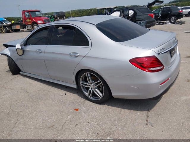 2017 MERCEDES-BENZ E 300 3