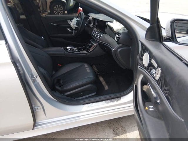 2017 MERCEDES-BENZ E 300 5