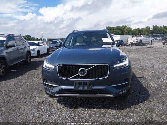 2018 VOLVO XC90 T6 MOMENTUM 12