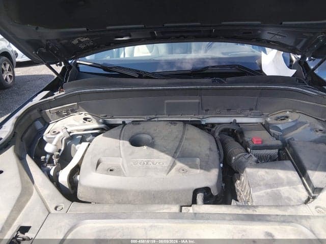 2018 VOLVO XC90 T6 MOMENTUM 10