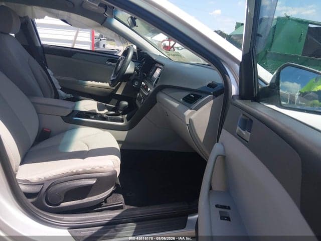 2018 HYUNDAI SONATA SE 5