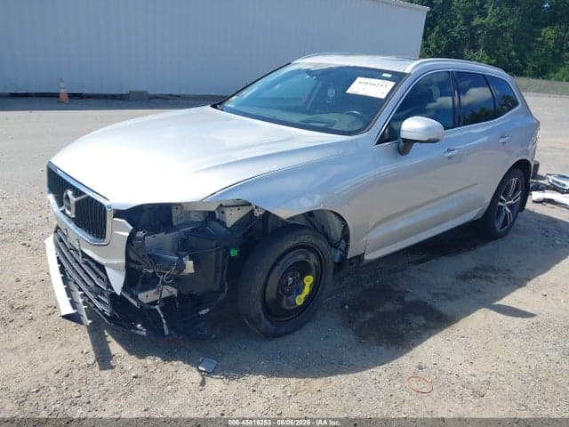 2018 VOLVO XC60 T6 MOMENTUM 2
