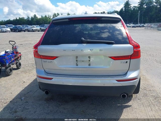 2018 VOLVO XC60 T6 MOMENTUM 17