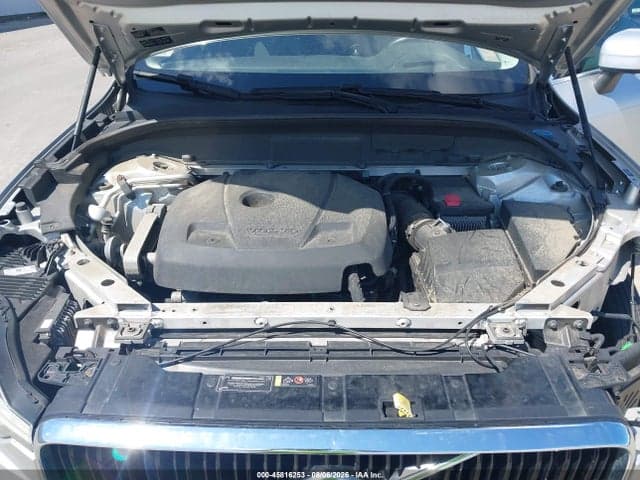 2018 VOLVO XC60 T6 MOMENTUM 10