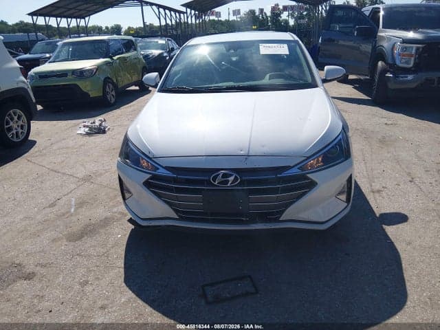 2020 HYUNDAI ELANTRA SEL 12