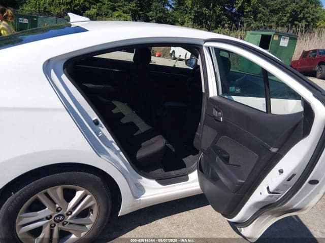 2020 HYUNDAI ELANTRA SEL 8