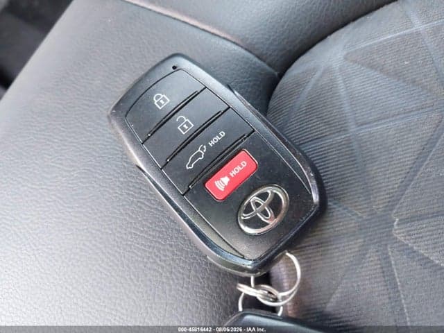 2025 TOYOTA HIGHLANDER HYBRID XLE NIGHTSHADE 11
