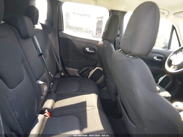 2017 JEEP RENEGADE LATITUDE 8
