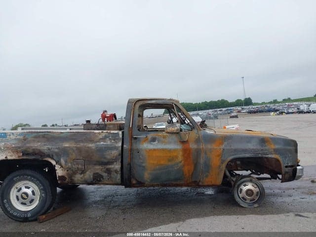 1985 CHEVROLET C20 13