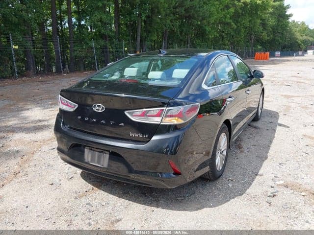 2018 HYUNDAI SONATA HYBRID SE 4