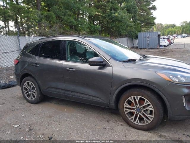 2020 FORD ESCAPE SEL 12