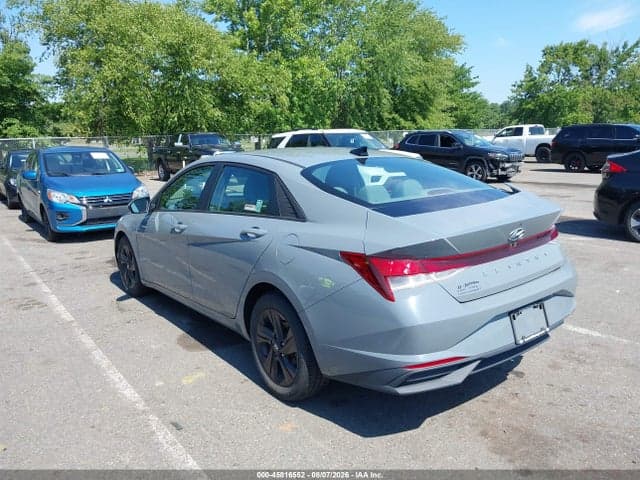 2021 HYUNDAI ELANTRA SEL 3