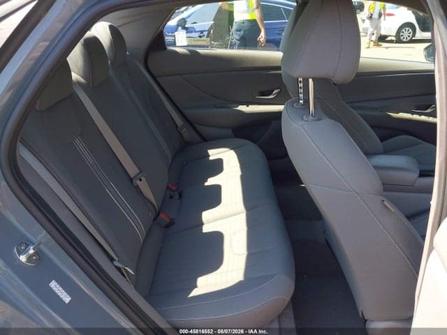 2021 HYUNDAI ELANTRA SEL 8