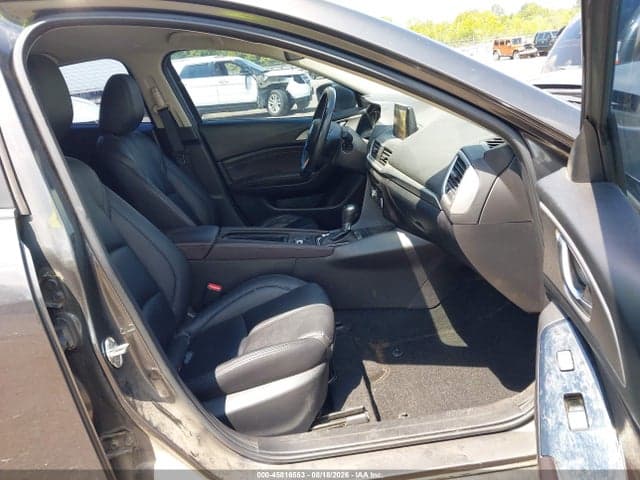 2017 MAZDA MAZDA3 TOURING 5